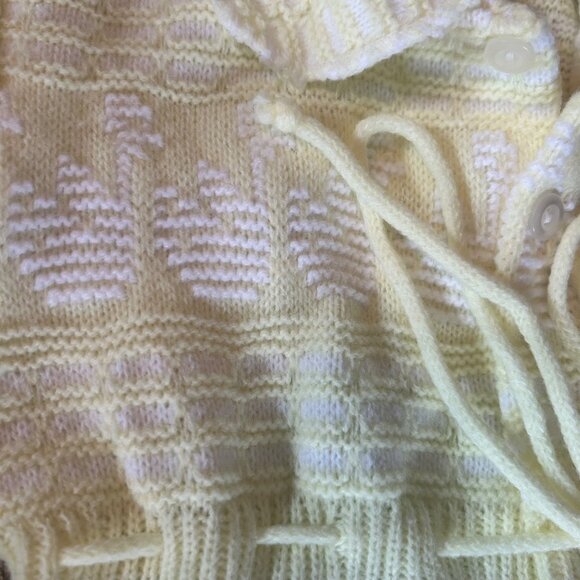 Vintage Pastel Yellow Knit Footed Romper With Swans 12 M - Picture 4 of 6